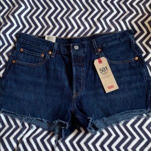 Women’s Levi 501 Shorts